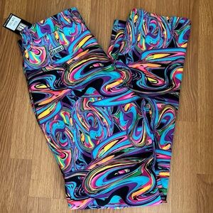 Hreski Shorts Mens 32 Pants Psychedelic Print Stretch Golf Wicking Purple NWT